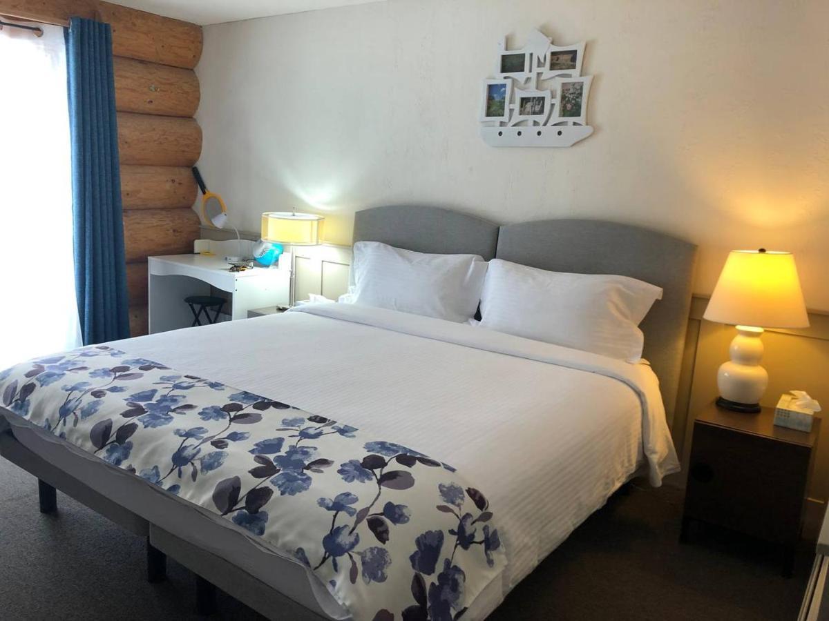 Cariboo Log Guest House Lac La Hache Ngoại thất bức ảnh