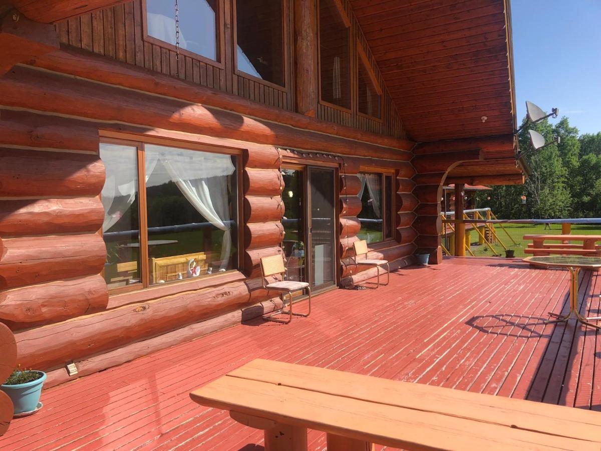 Cariboo Log Guest House Lac La Hache Ngoại thất bức ảnh